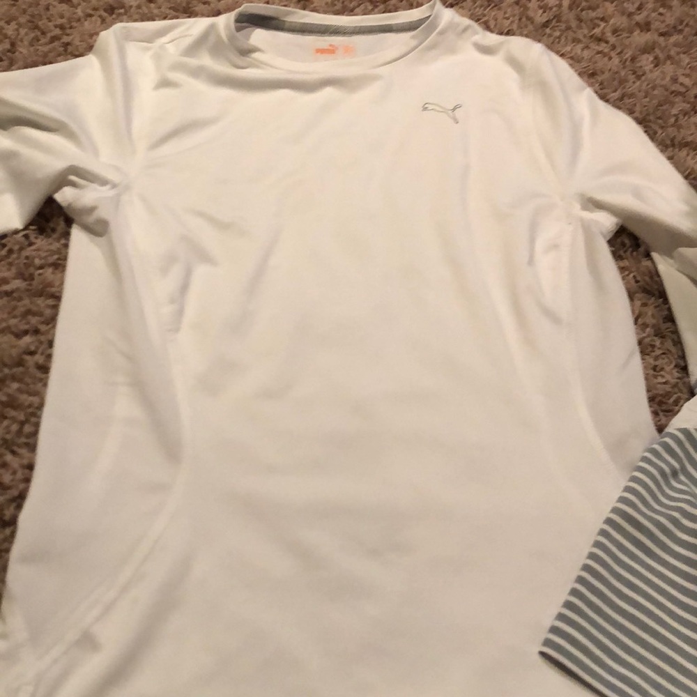 Women Never worn Puma golf shirt